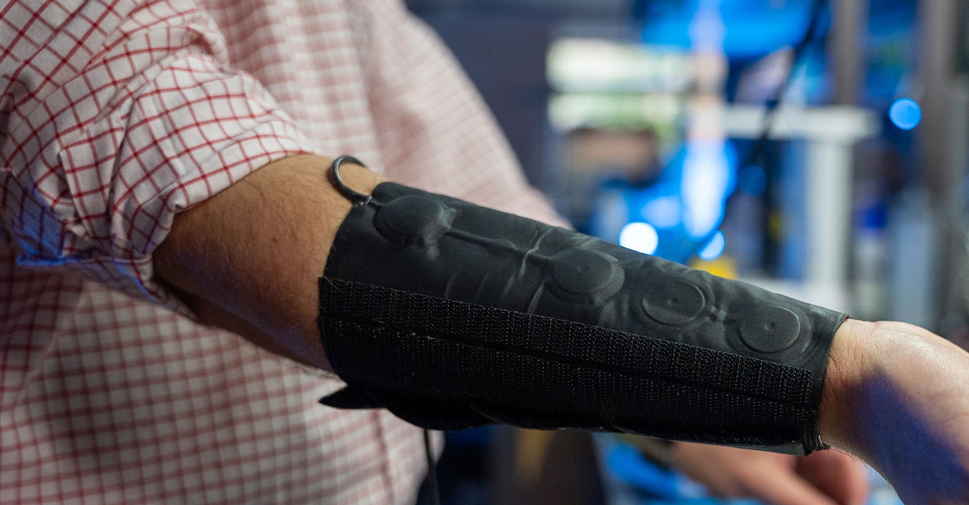 Haptic sleeve