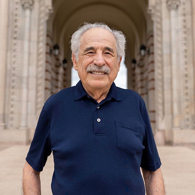 Walter Loewenstern ’58