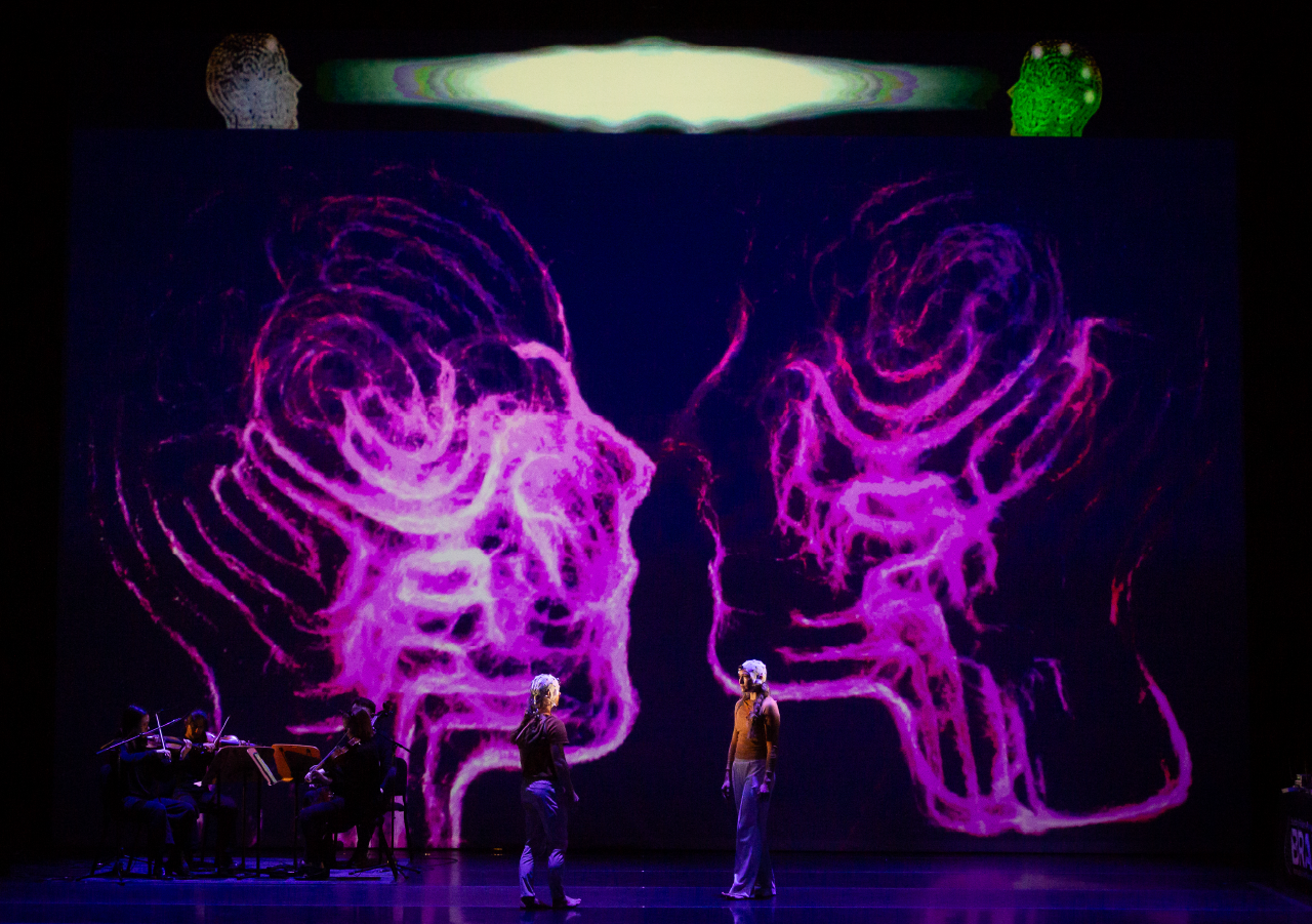 Stage performance of "Meeting of Minds"